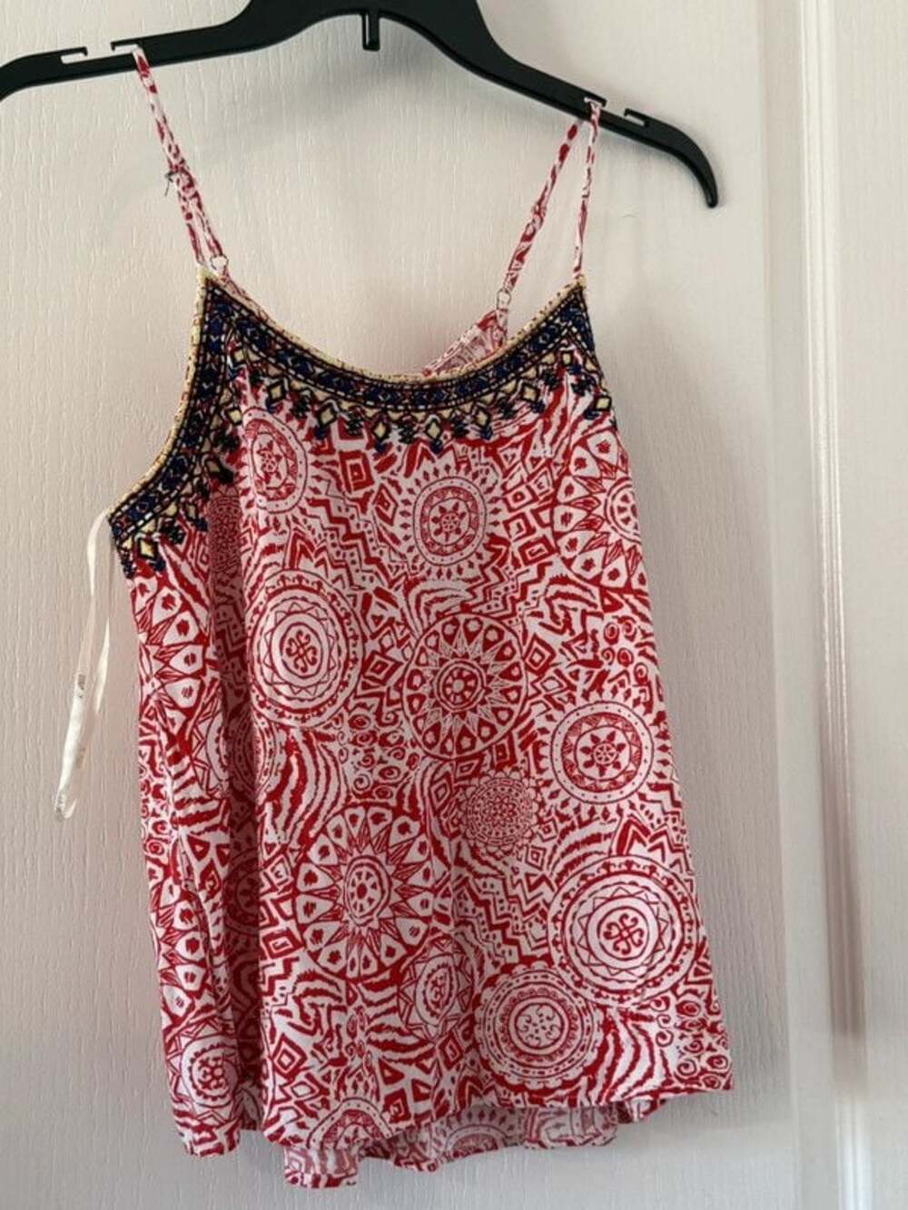 Women’s flowy tank top
